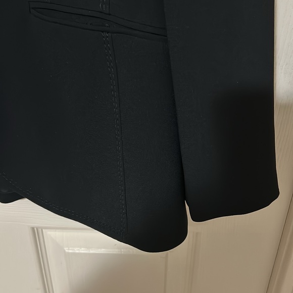 Ann Taylor 3 Button Black Blazer - Picture 6 of 10